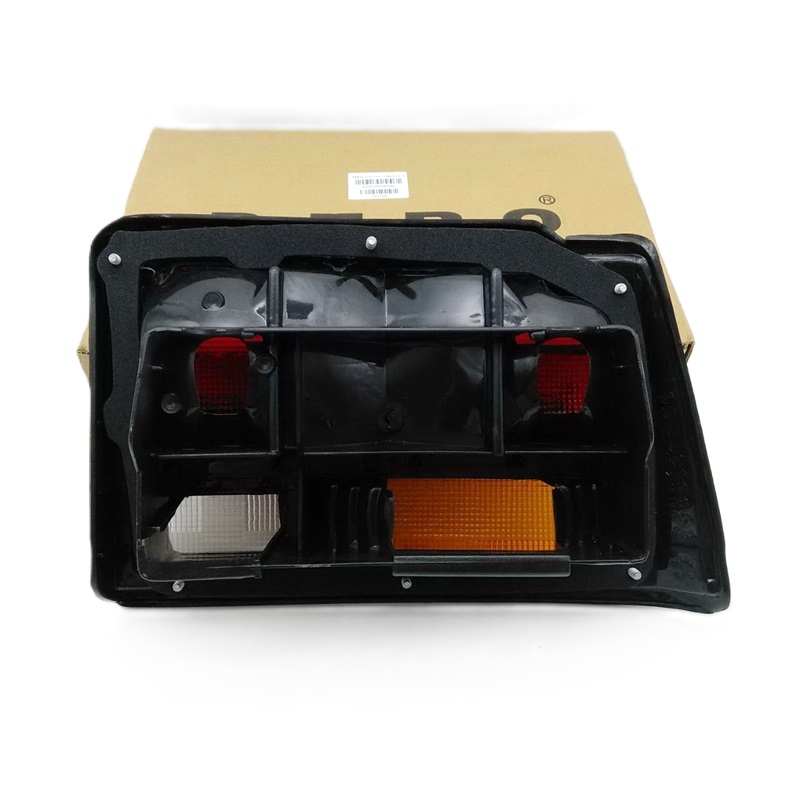 ไฟท้าย TOYOTA COROLLA(โคโรล่า) EE80/AE80 ปี1983-1987 (งาน O.E.M เกรดห้าง) -ราคาต่อดวง-