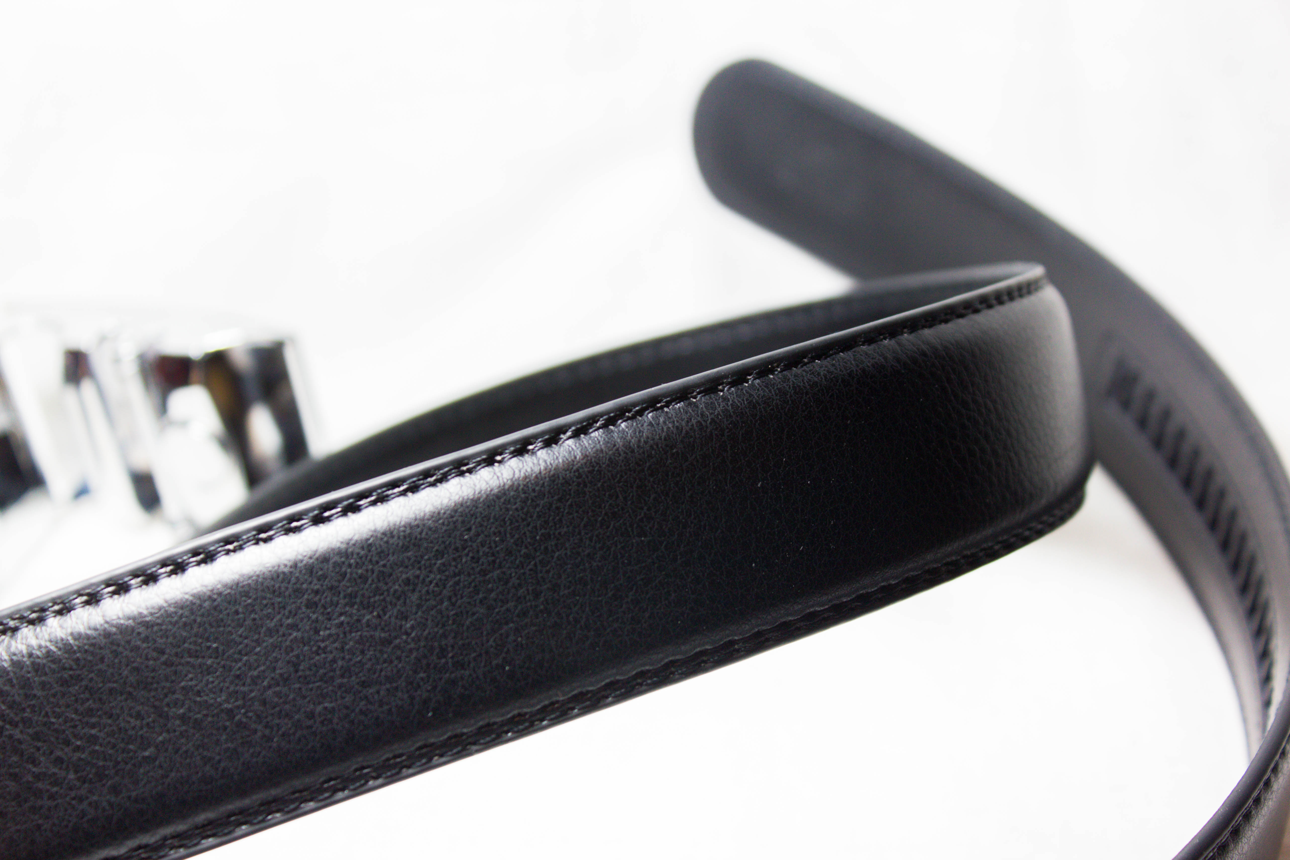 เข็มขัดใส่ทำงาน หัวหนีบ ลายเรียบสวยงาม สายเย็บขอบ