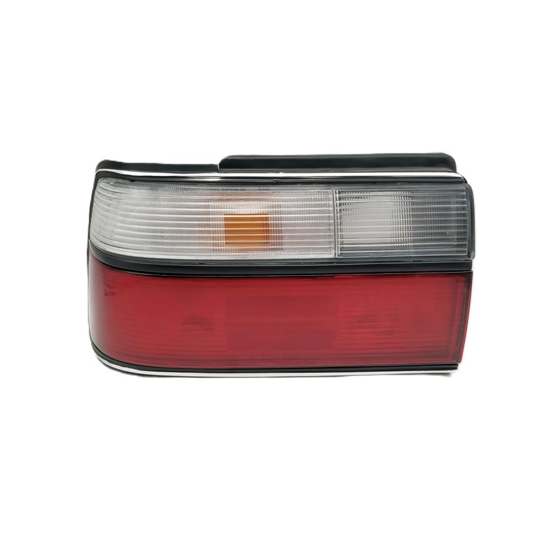 ไฟท้าย TOYOTA COROLLA(โคโรล่า) AE92 เท่านั้น โฉมโดเรม่อน ปี1990-1992 (งานO.E.M เทียบห้าง) -ราคาต่อดวง-