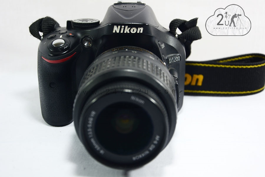 Nikon D5200 พร้อมเลนส์ 18-55 VR สภาพสวยใช้งานปกติ