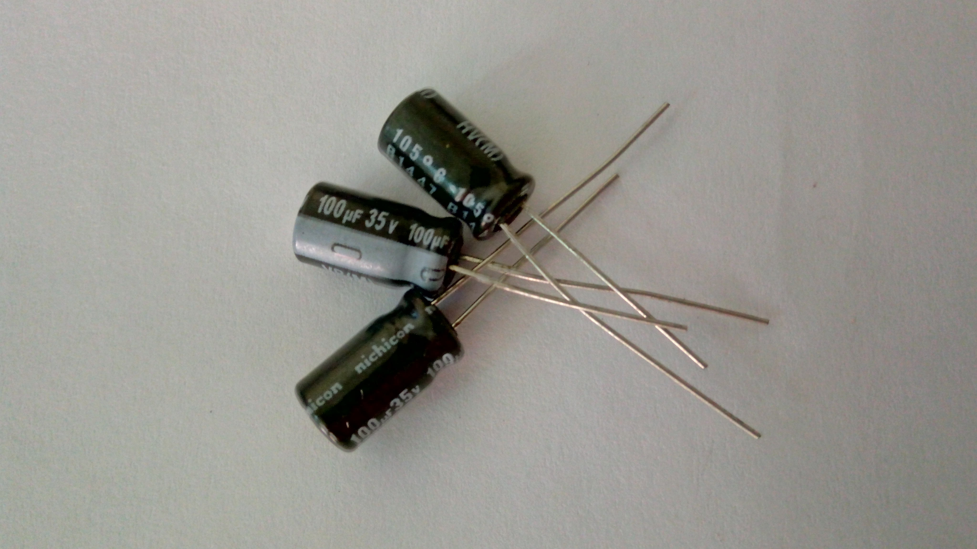100uf 35v NICHICON