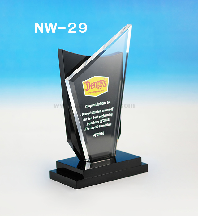 Code: NW-29 โล่อะคริลิค ความสูงตัวโล่ 6-8 นิ้ว ความหนาอะคริลิคตัวโล่ 10 มม. พร้อมเลเซอร์ข้อความและโลโก้ ลงสีได้ไม่เกิน 2 สี ***ราคาเริ่มต้นที่ 750 บาท (ความสูง 6 นิ้ว เมื่อสั่ง 5 ชิ้น+) ***