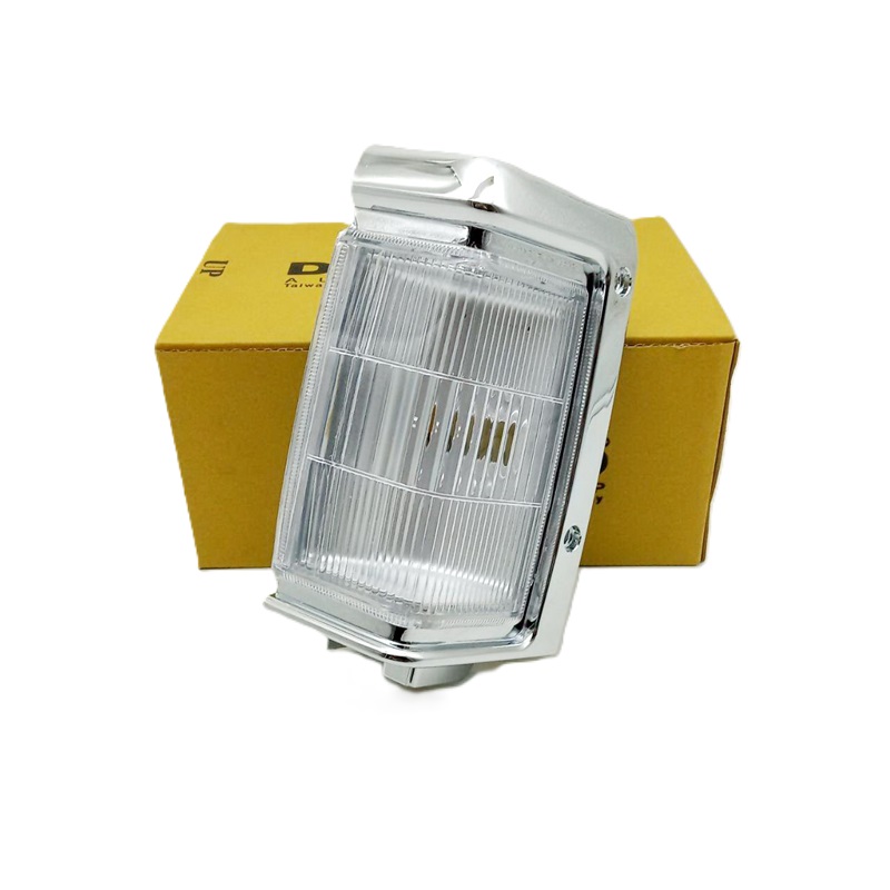 ไฟมุม NISSAN BIG-M(บิ๊กเอ็ม) 993 แคป ขอบชุบ ปี1996-1998 (งานO.E.M ตราเพชร) -ราคาต่อดวง-