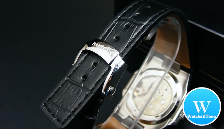 นาฬิกา Patek Philippe Moon Phases and Power Reserve Men's Nautilus Ref.5712G