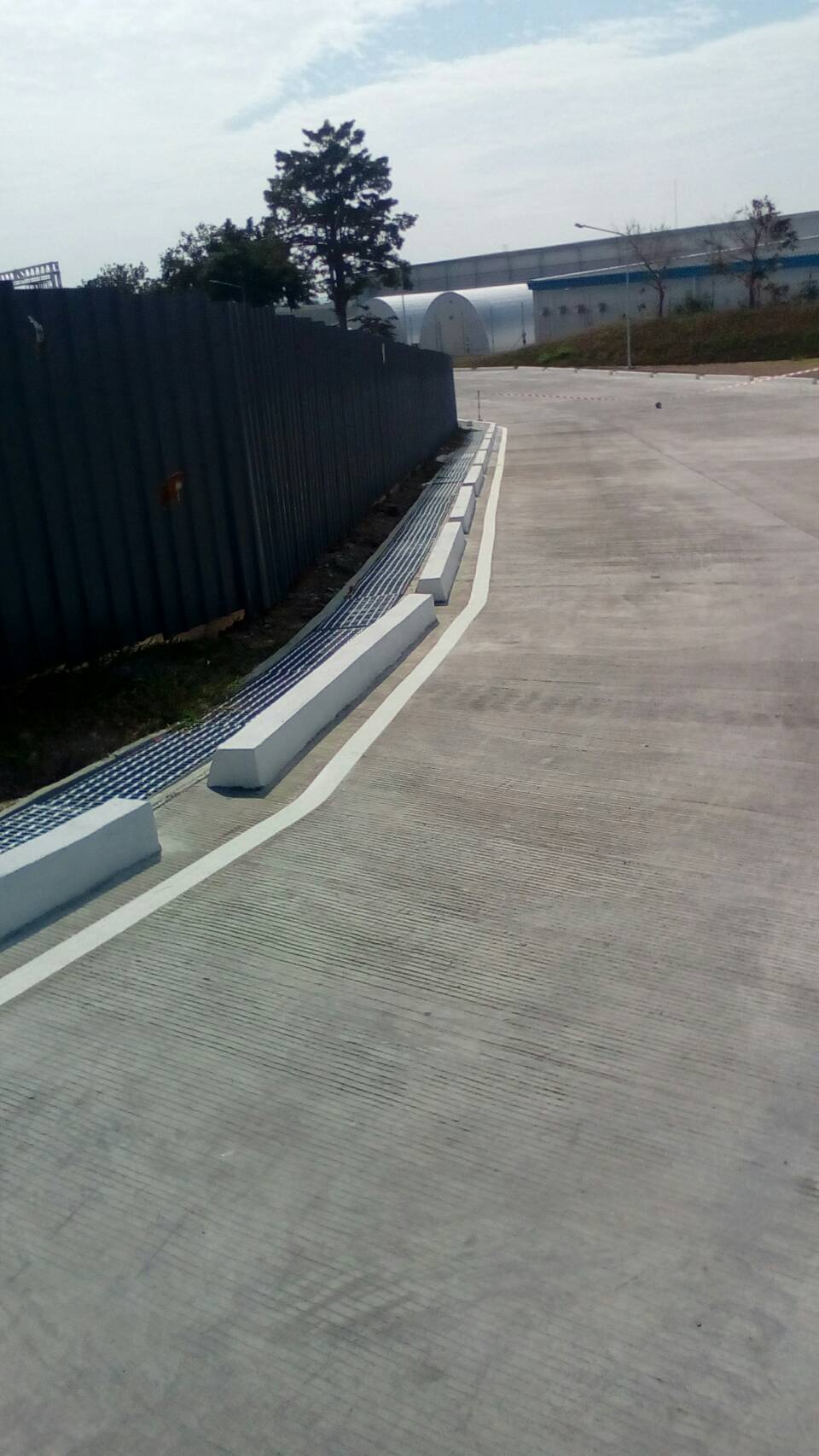 ตีเส้นจราจรสมุทรสาคร กาญจนบุรี ราชบุรี นครปฐม เส้นจราจรภายในโรงงาน