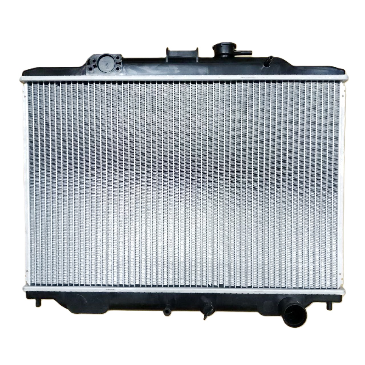 หม้อน้ำ NISSAN URVAN E25 รุ่นที่1(E24) เครื่อง2.4-2.7cc หนาพิเศษ 36มิล ปี1996-2005 เกียรกระปุก (NI-30020)