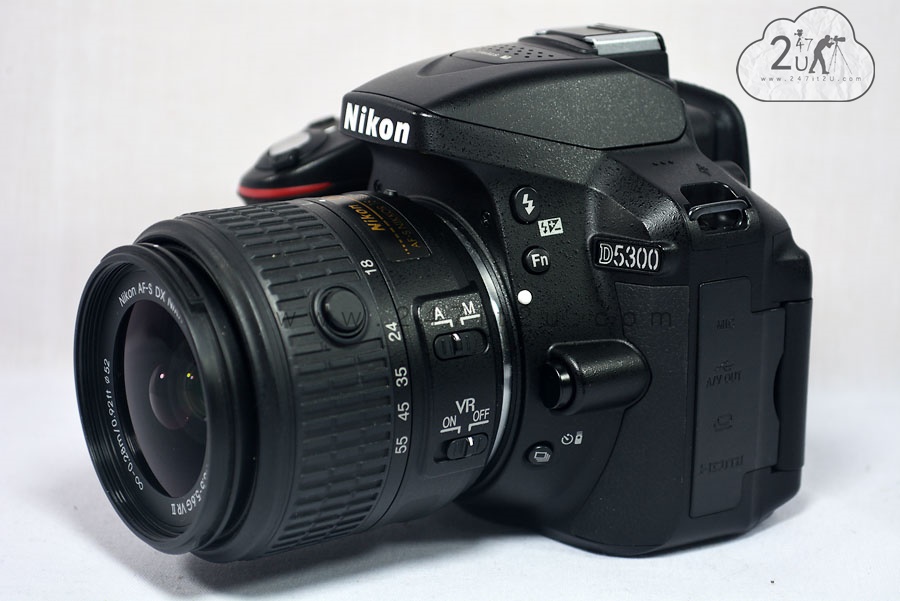 Nikon D5300 พร้อมเลนส์ 18-55 VR II ชัตเตอร์ 6,xxx ครั้ง