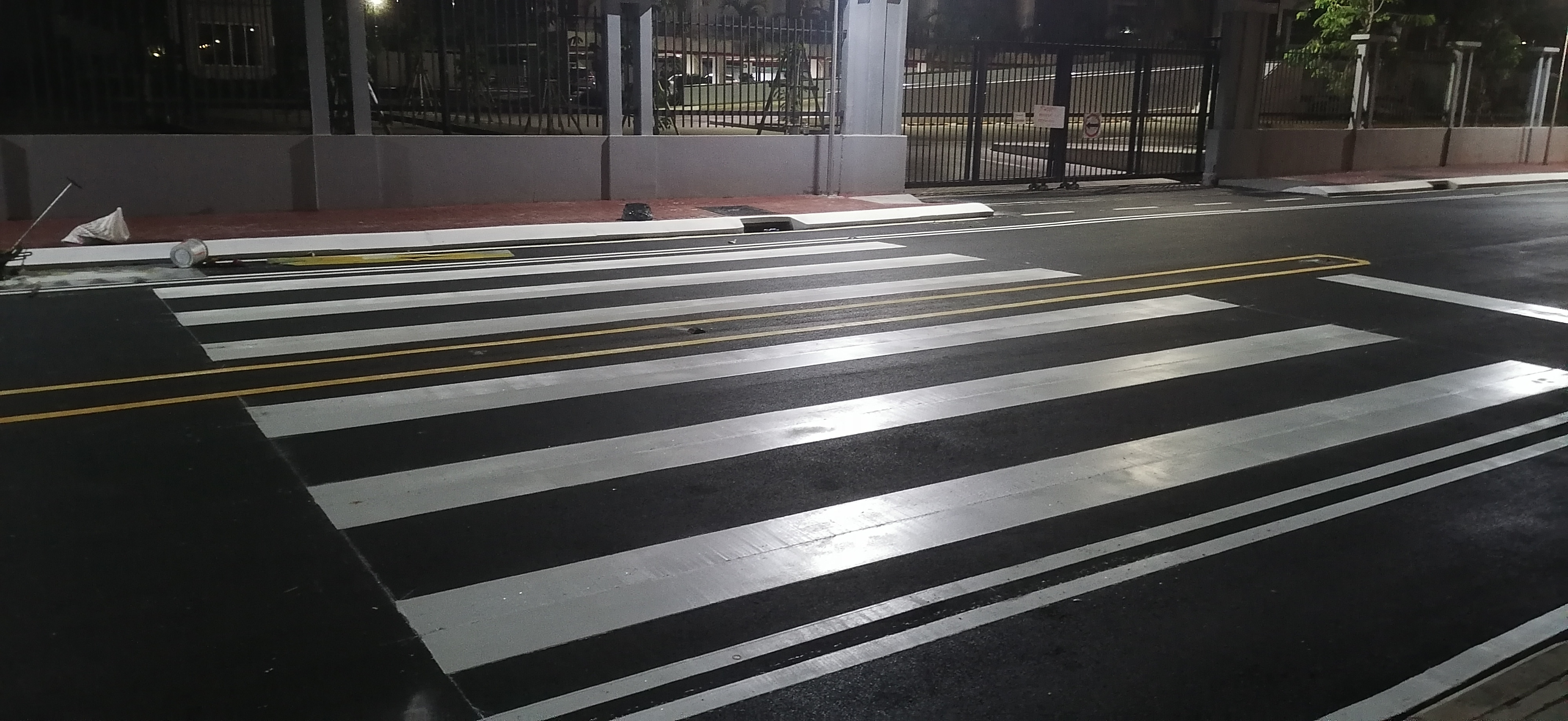 งานตีเส้นจราจร เลนจักรยาน ลู่วิ่งสีเทอร์โมพลาสติก