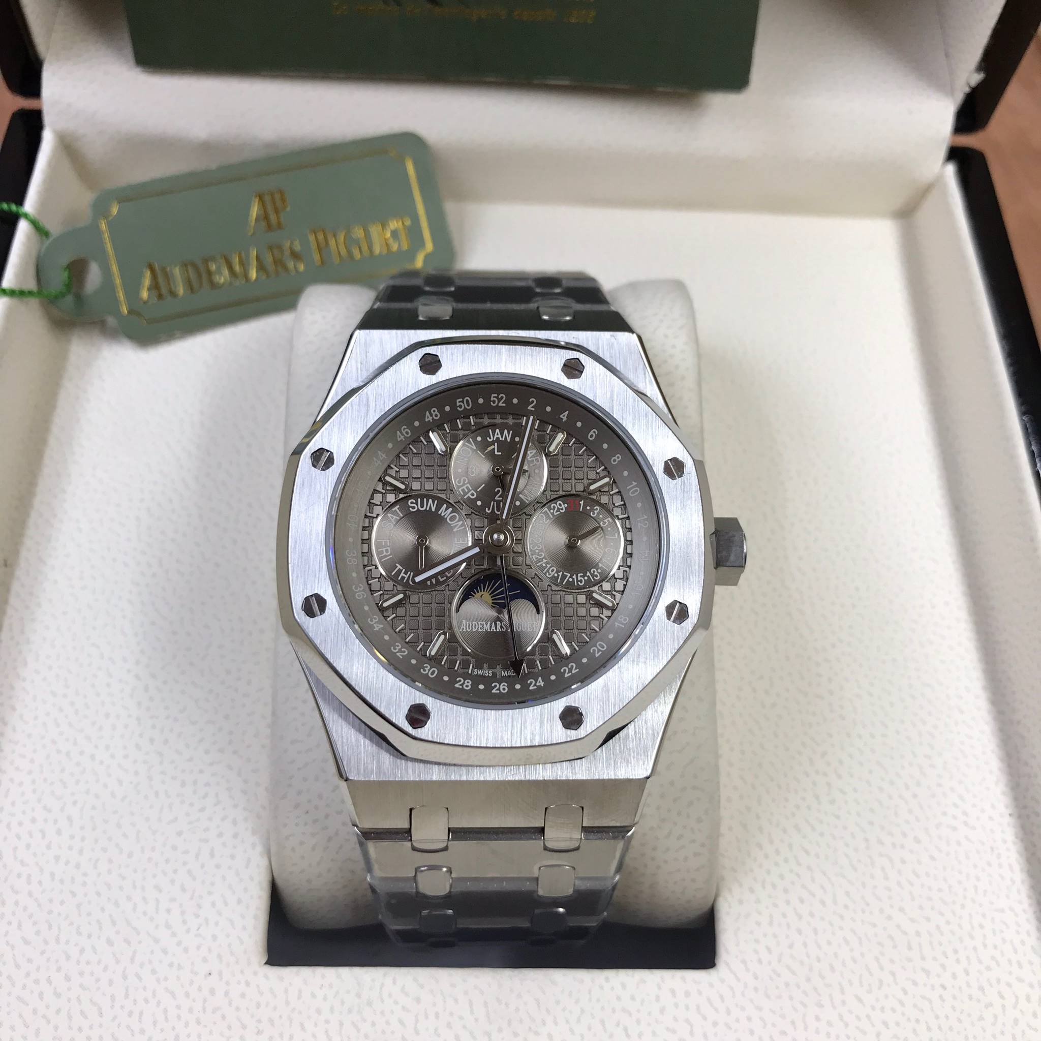 นาฬิกา Audemars Piguet Royal Oak Perpetual Calendar 25820ST งานเกรด CC