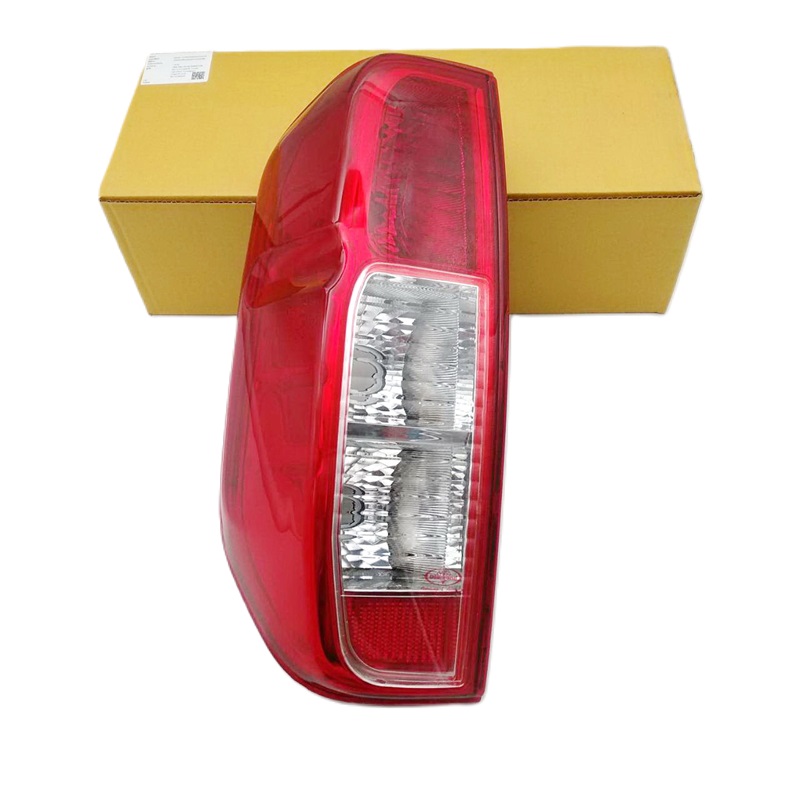 ไฟท้าย NISSAN NAVARA(นาวาร่า) D40 ทุกรุ่น ปี2007-2014 (งานตราเพชรเกรดห้าง) -ราคาต่อดวง-