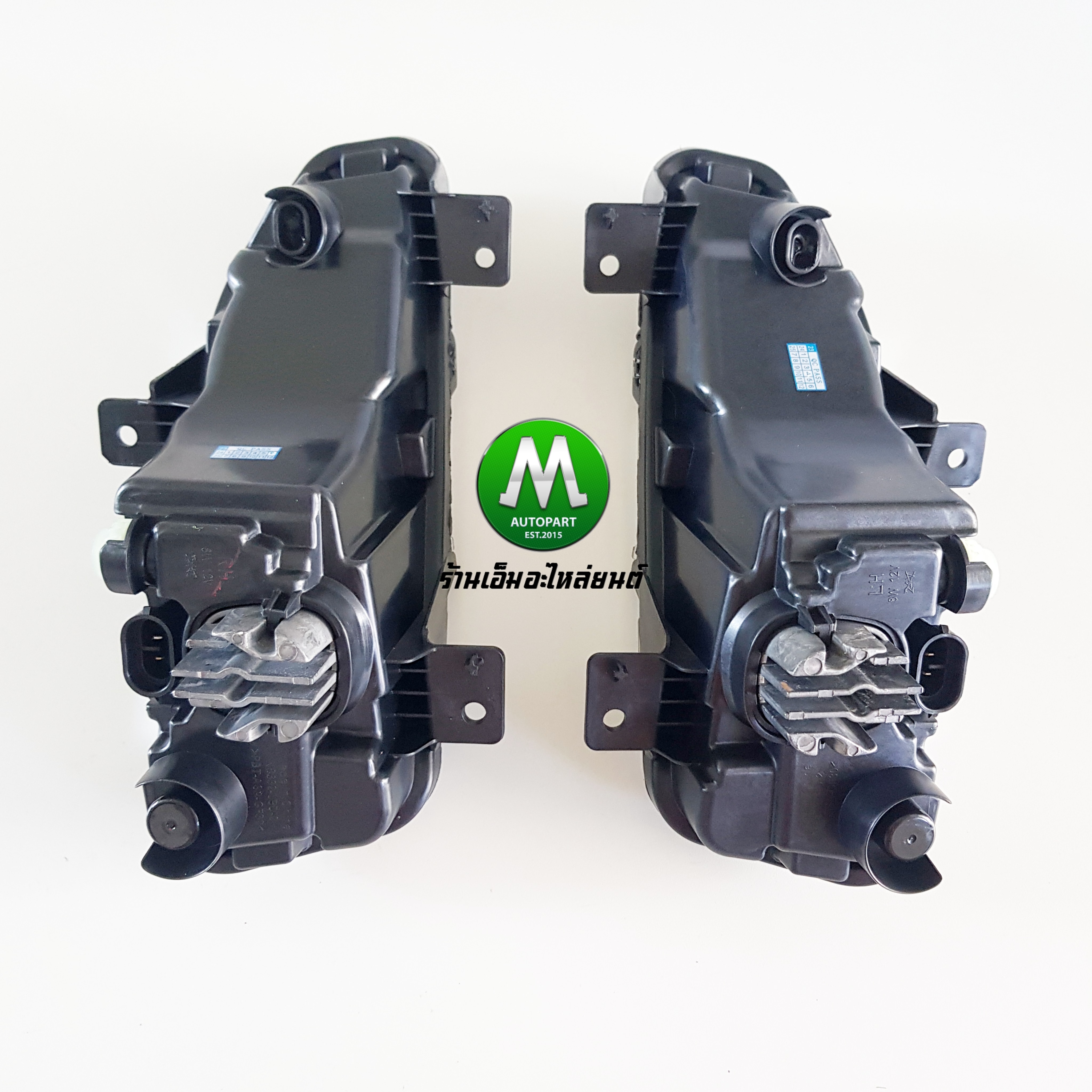 ไฟตัดหมอก ไฟสปอร์ตไลท์ NISSAN ALMERA 2023 โคม LED ฝาครอบดำเงา / นิสสัน อเมร่า (รับประกันสินค้า 3 เดือน)