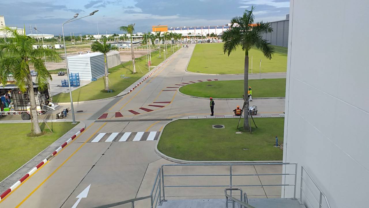 เส้นทางเดินภายในโรงงานราคาตีเส้นทางเดิน