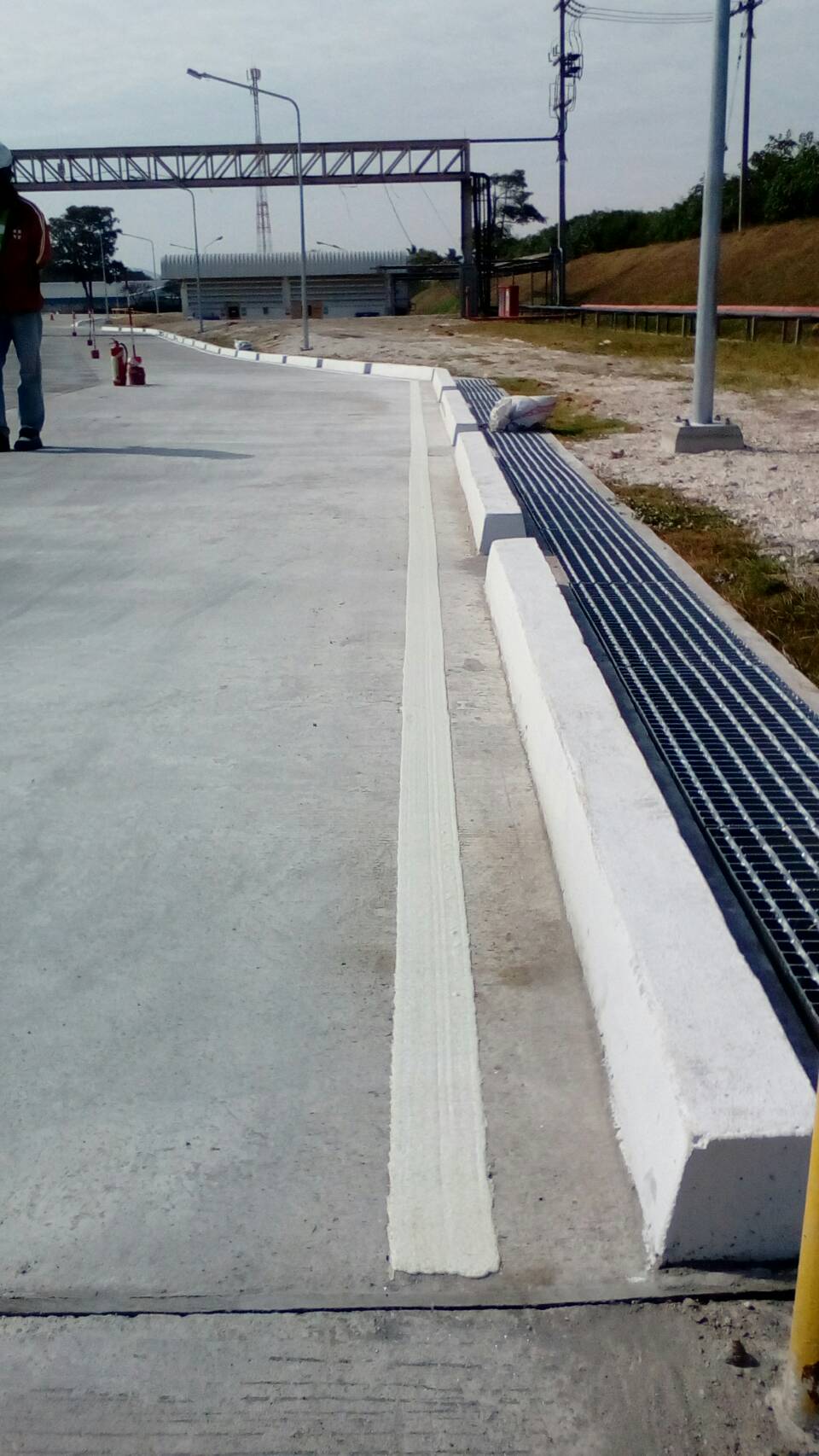 ตีเส้นจราจรสมุทรสาคร กาญจนบุรี ราชบุรี นครปฐม เส้นจราจรภายในโรงงาน