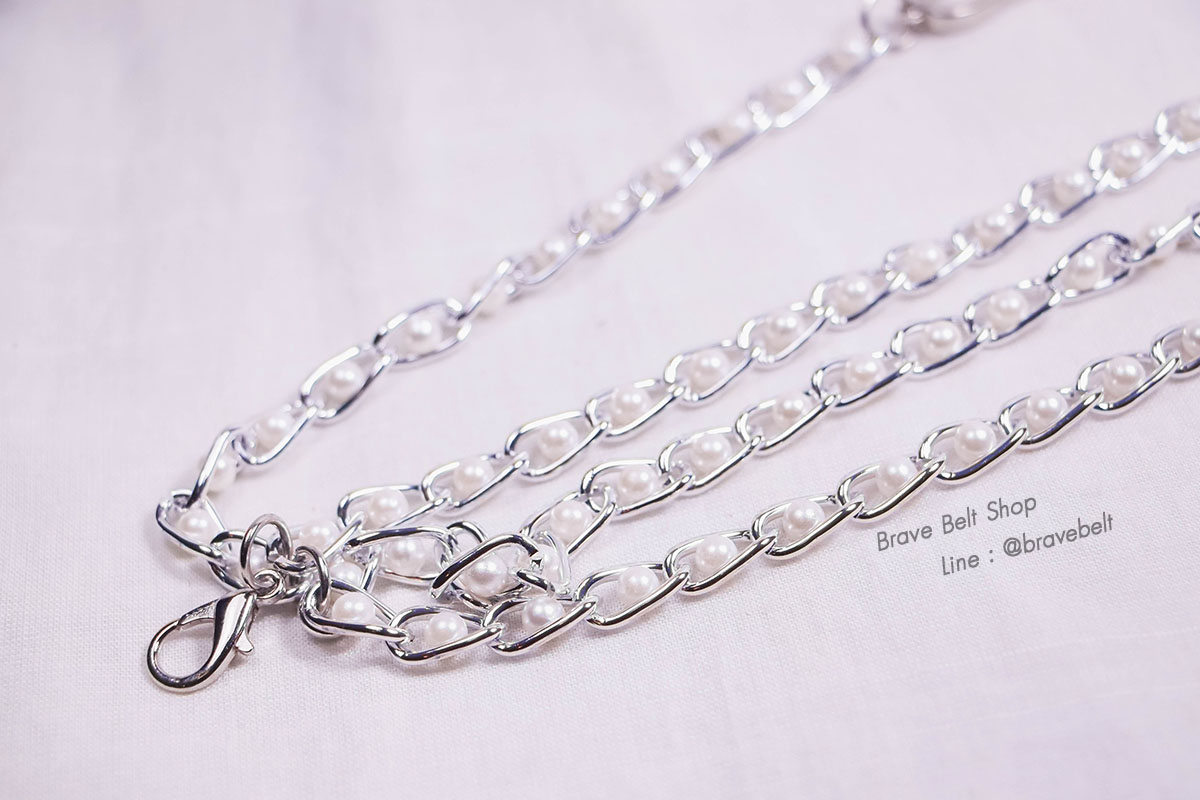 เข็มขัดสายโซ่สวยๆ พร้อมจี้รูปหัวใจมีไข่มุก