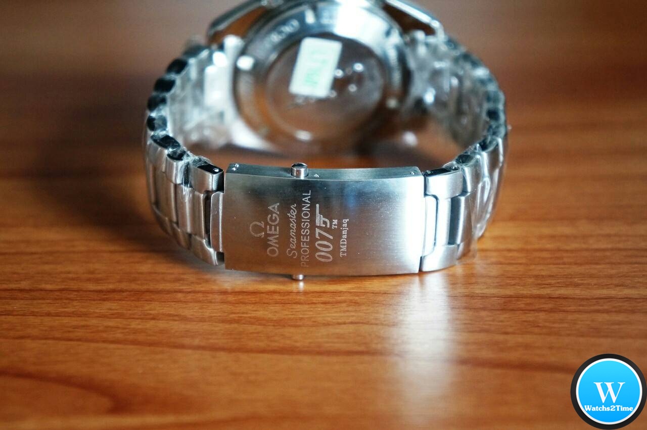 นาฬิกา Omega รุ่น Planet Ocean "James Bond SkyFall" Chronograph Black สีเงิน สายเลสสีเงิน