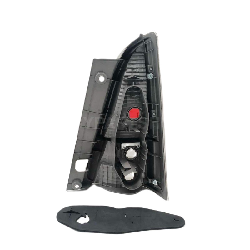 ไฟท้าย TOYOTA INNOVA(อินโนว่า) โฉมที่2 ปี2008-2011 (งานแท้ TYC) (รหัส:INNO'09-11) -ราคาต่อดวง-