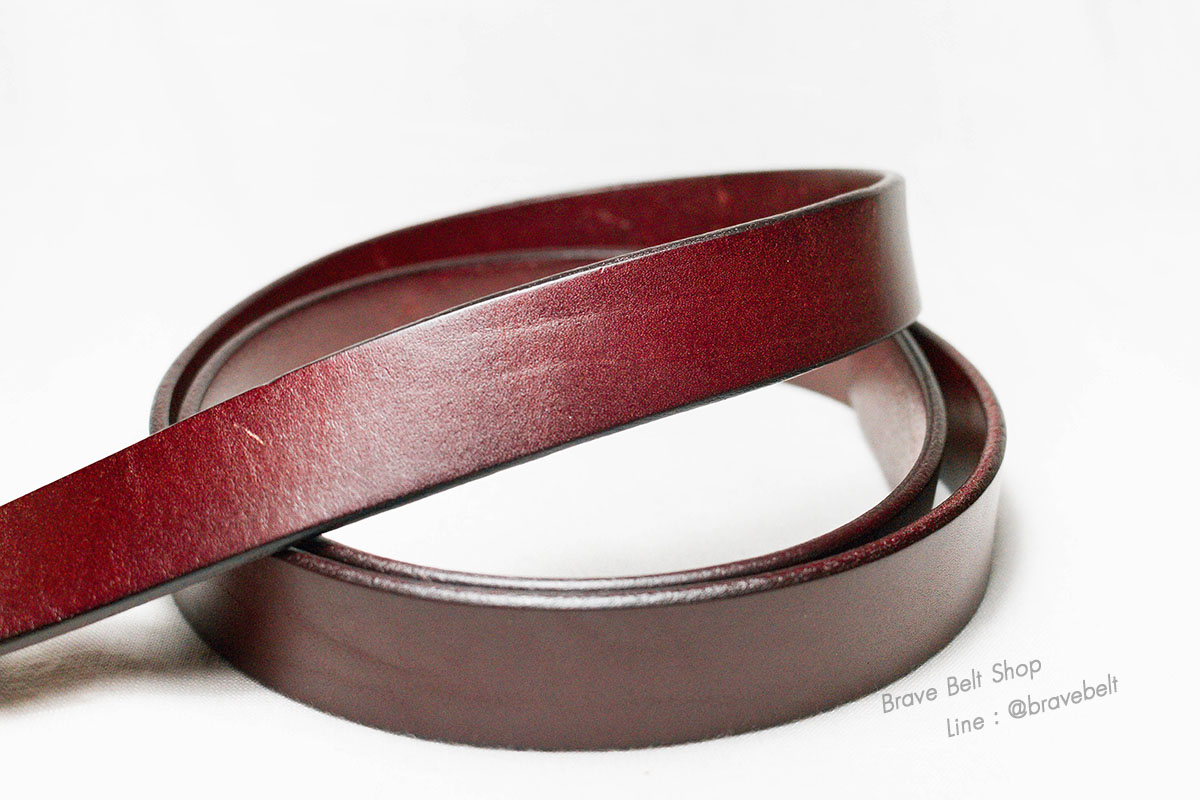 เข็มขัดหนังแท้สีเลือดหมู หัวเข็มขัดสีทองสวย