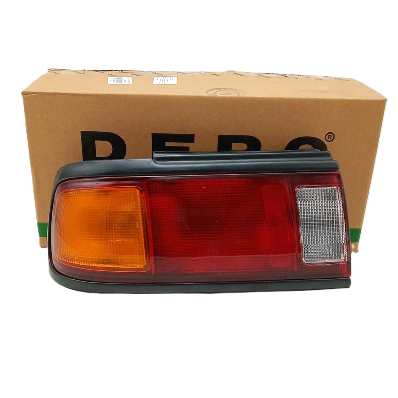 ไฟท้าย NISSAN SUNNY/SENTRA(เซนทรา) B13 ปี1990-1993 (งาน O.E.M เทียบห้าง) -ราคาต่อดวง-