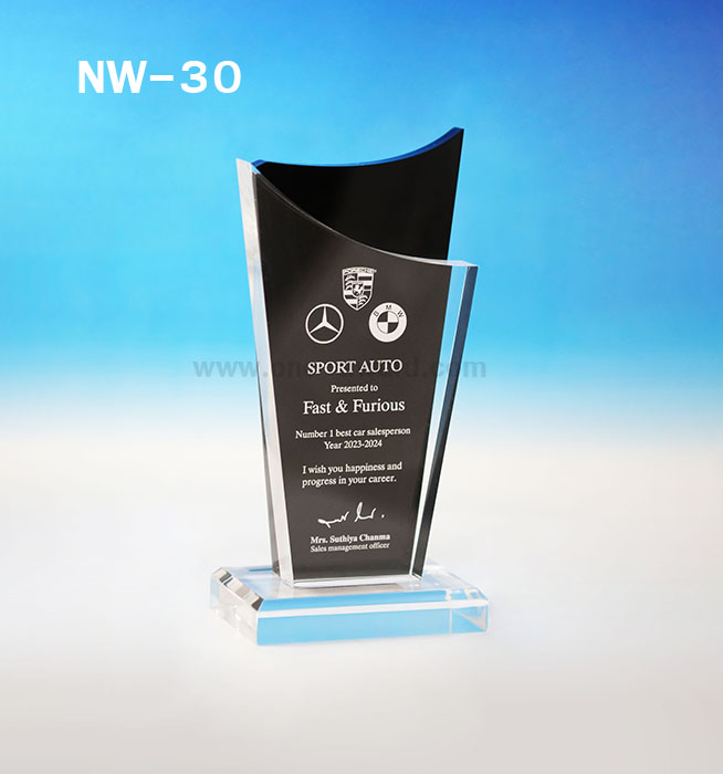 Code: NW-30 โล่อะคริลิค ความสูงตัวโล่ 6-9 นิ้ว ความหนาอะคริลิคตัวโล่ 15 มม. พร้อมเลเซอร์ข้อความและโลโก้ ลงสีได้ไม่เกิน 2 สี ***ราคาเริ่มต้นที่ 750 บาท (ความสูง 6 นิ้ว เมื่อสั่ง 5 ชิ้น+) ***