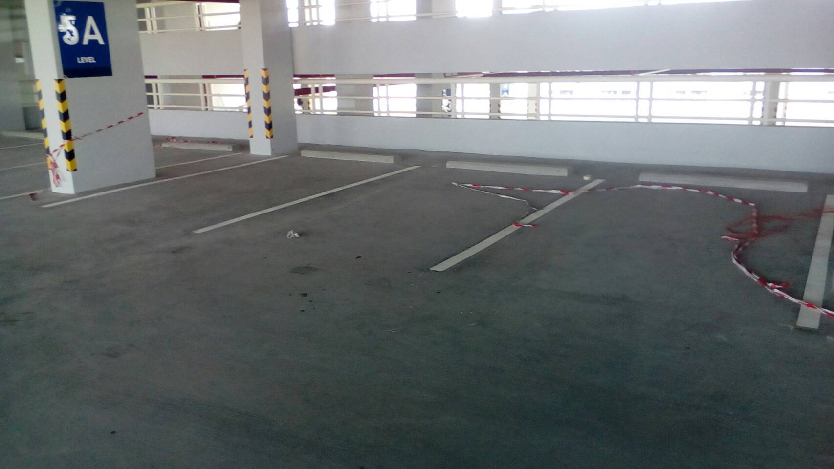 งานตีเส้นลานจอดรถในอาคารงานตีเส้นถนนตีเส้นจราจรสมุทรสาคร กาญจนบุรี ราชบุรี นครปฐม นนทบุรี จ.นนทบุรี