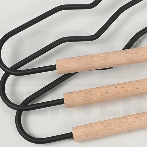 ไม้แขวนเสื้อ ไม้แขวนสูท รักษาทรง ไม้แขวนเสื้อแฟชั่น แพค 5 ชิ้น