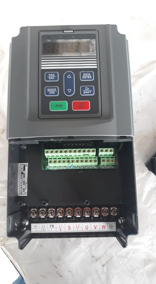 Inverter Pump UMC 1HP-100HP 1P-3P 220V-380V รับประกัน 1 ปี