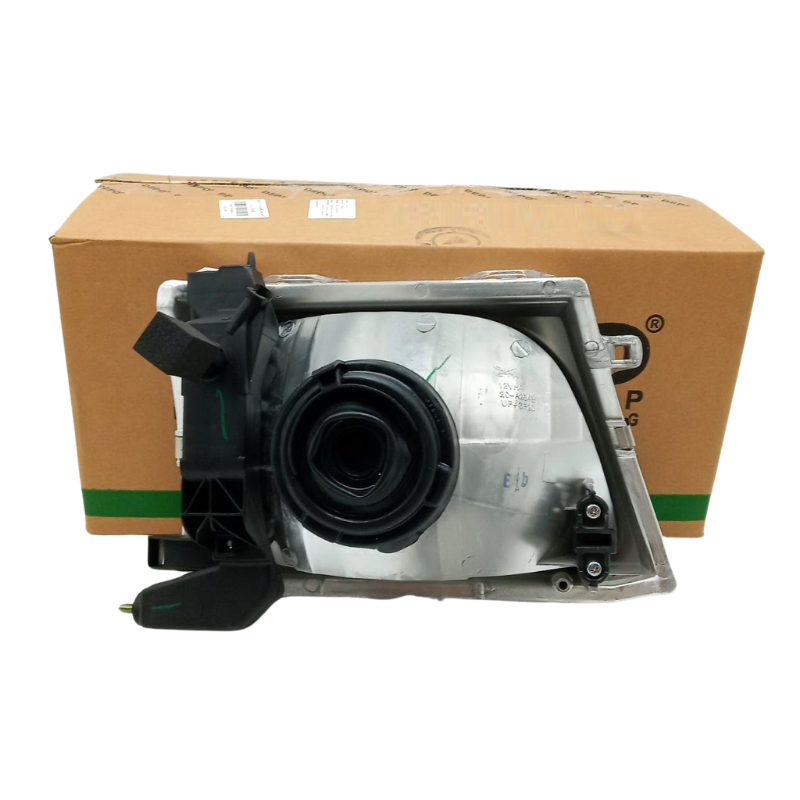 ไฟหน้า TOYOTA D4D(ดีโฟร์ดี)/SPORT CRUISER(สปอร์ตครุยเซอร์) ปี2001-2004 ข้างซ้าย (งานแท้ TYC) -ราคาต่อดวง-