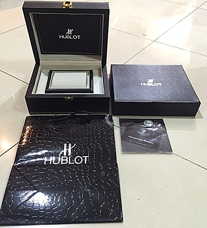 กล่องนาฬิกา แบรนด์ Hublot