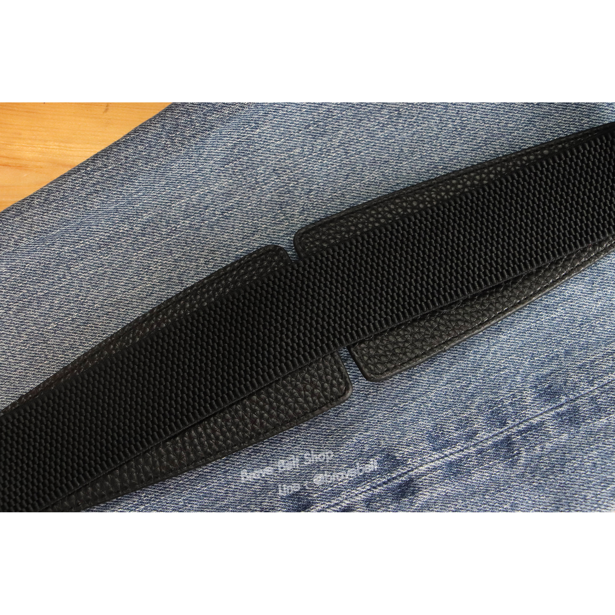 เข็มขัดยืดได้สีดำแฟชั่นสวยๆน่าใส่