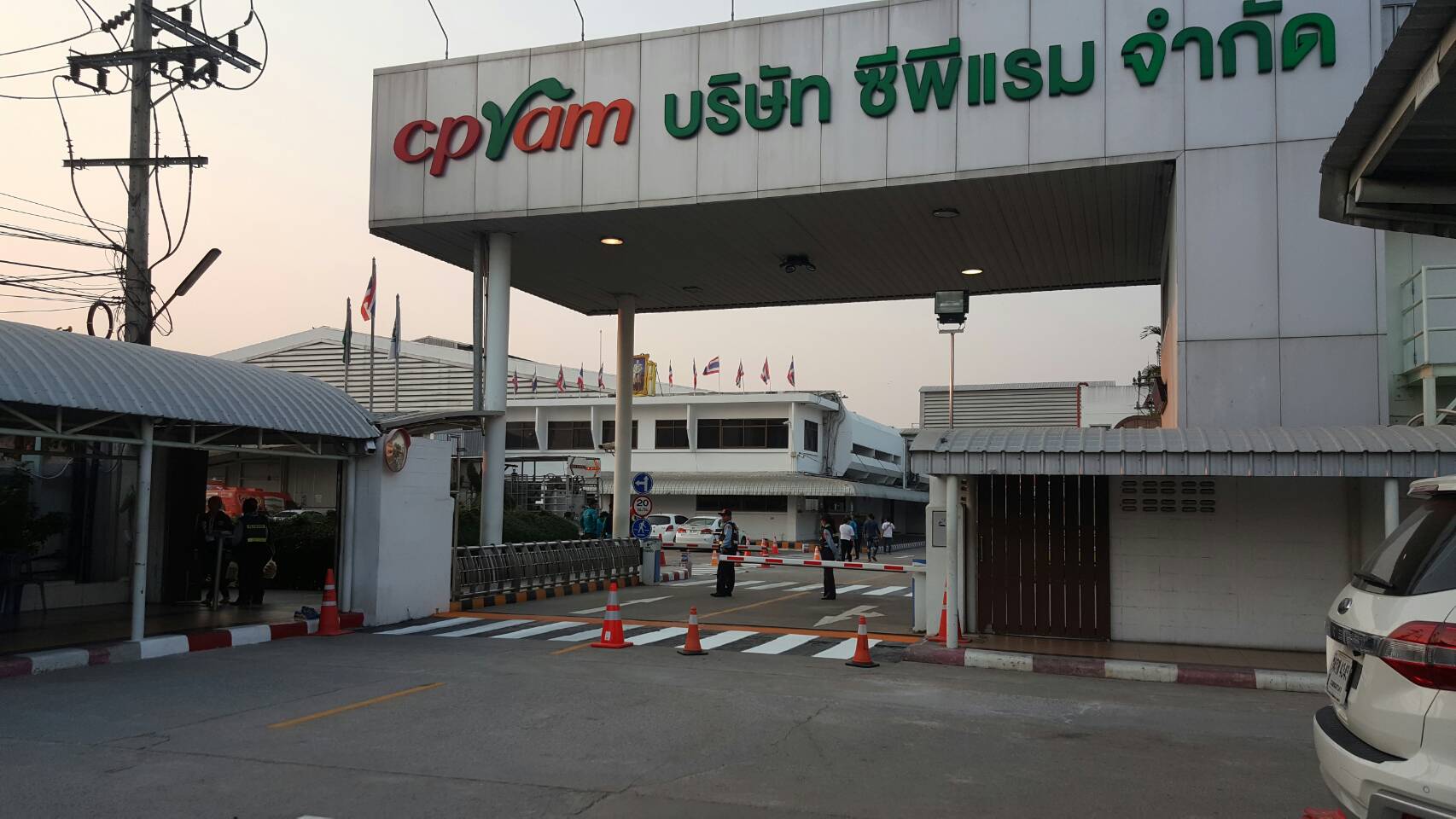 ทางม้าลายภายในโรงงาน