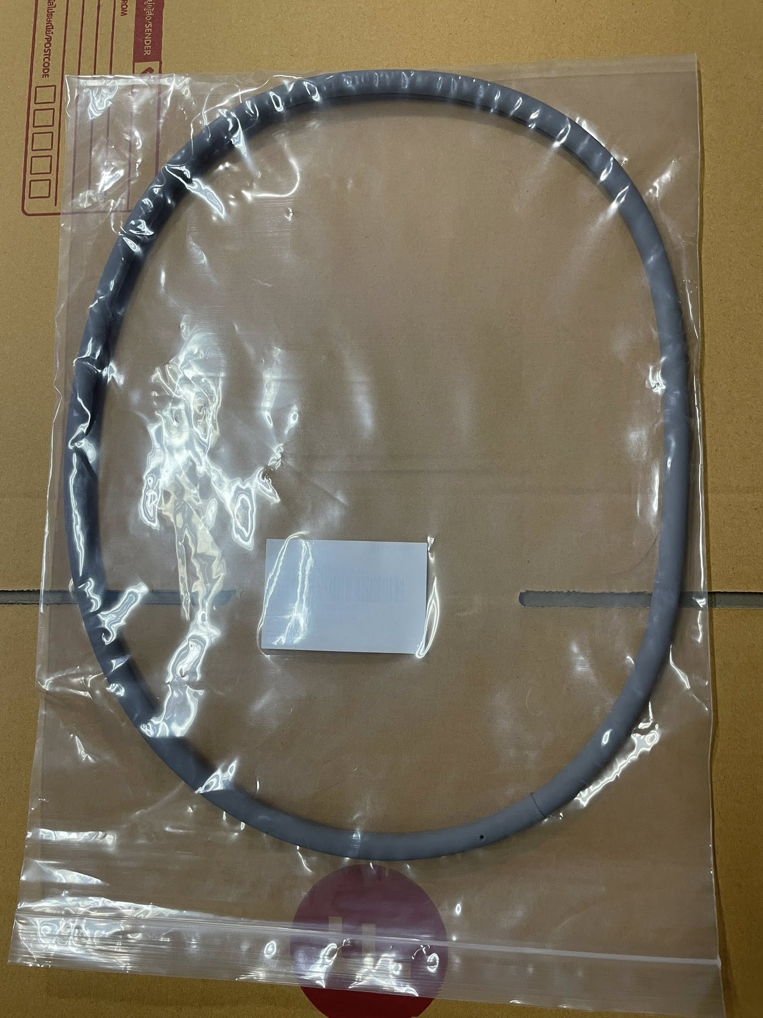 ซีลฝาประตู (ฝั่งฝาประตู) สำหรับเครื่องอบผ้า Electrolux ใช้กับหลายรุ่น เช่น EDV6552 , EDV705 , EDV705G , EDV605 , EDV6051 , EDV7051 เป็นต้น (หากไม่มั่นใจแจ้งรุ่นก่อนสั่งซื้อครับ)