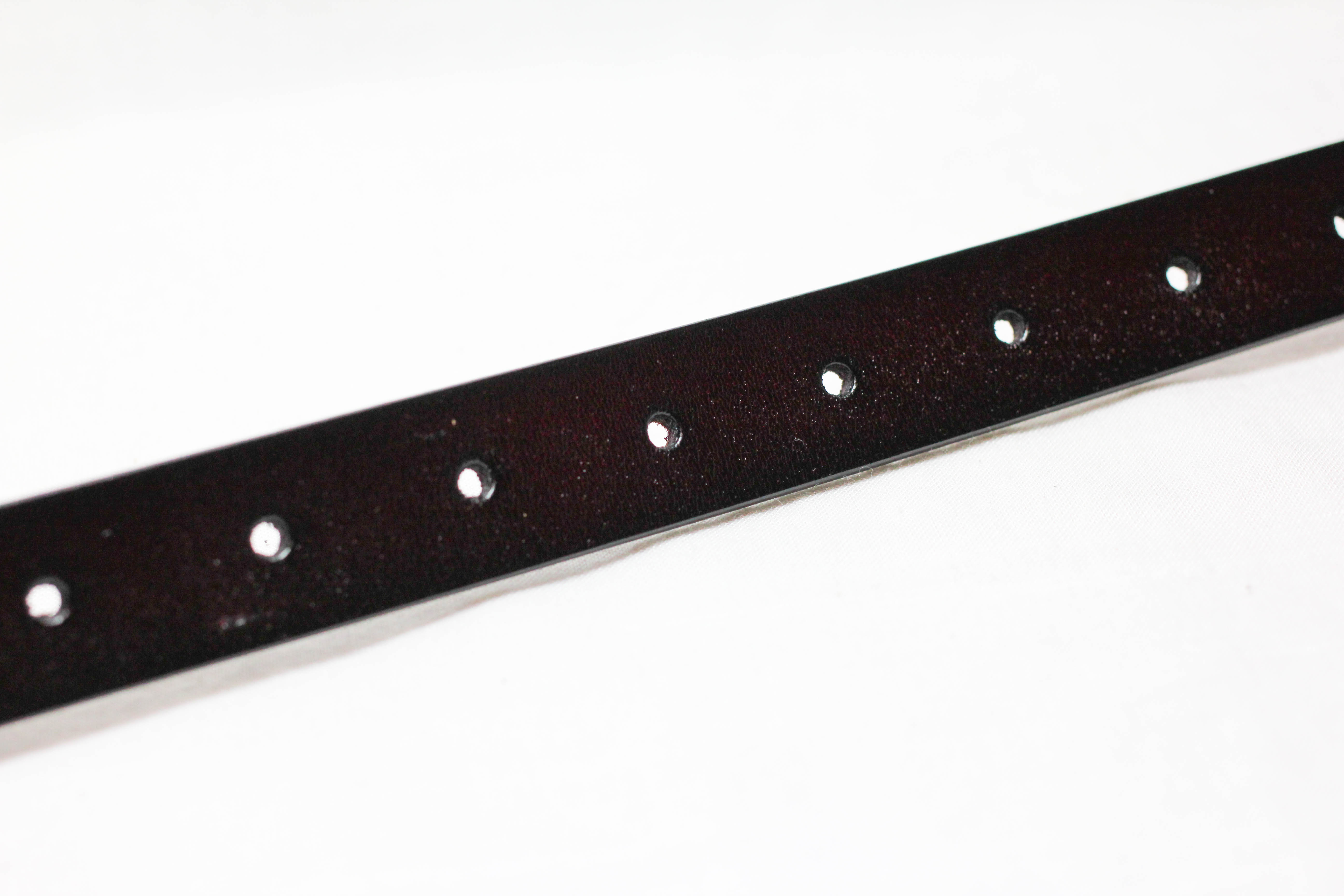 เข็มขัดหนังแท้ผู้หญิง แฟชั่นเท่ๆมีโซ่คล้อง