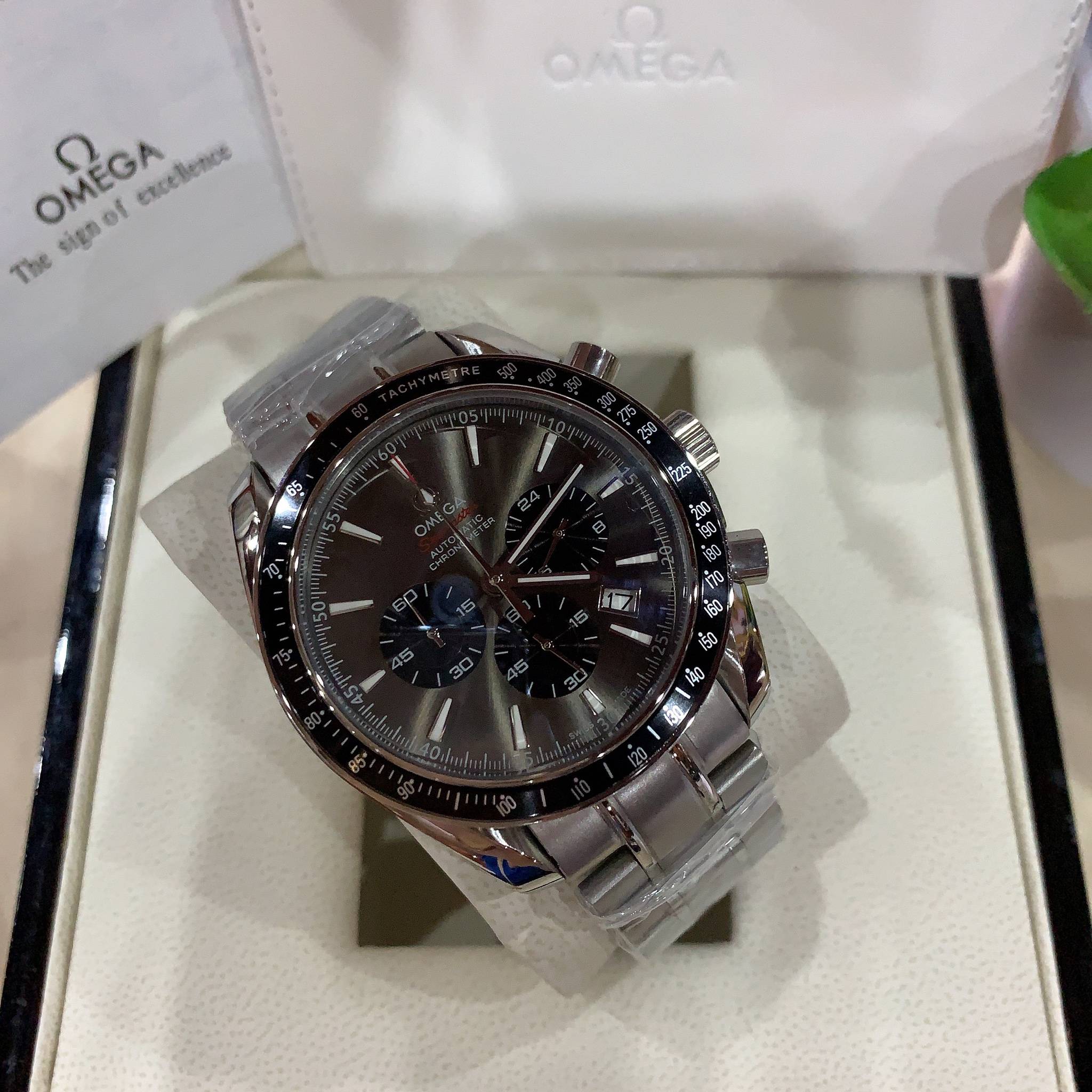 นาฬิกา Omega Seamaster Chronograph งาน Mirror Swiss