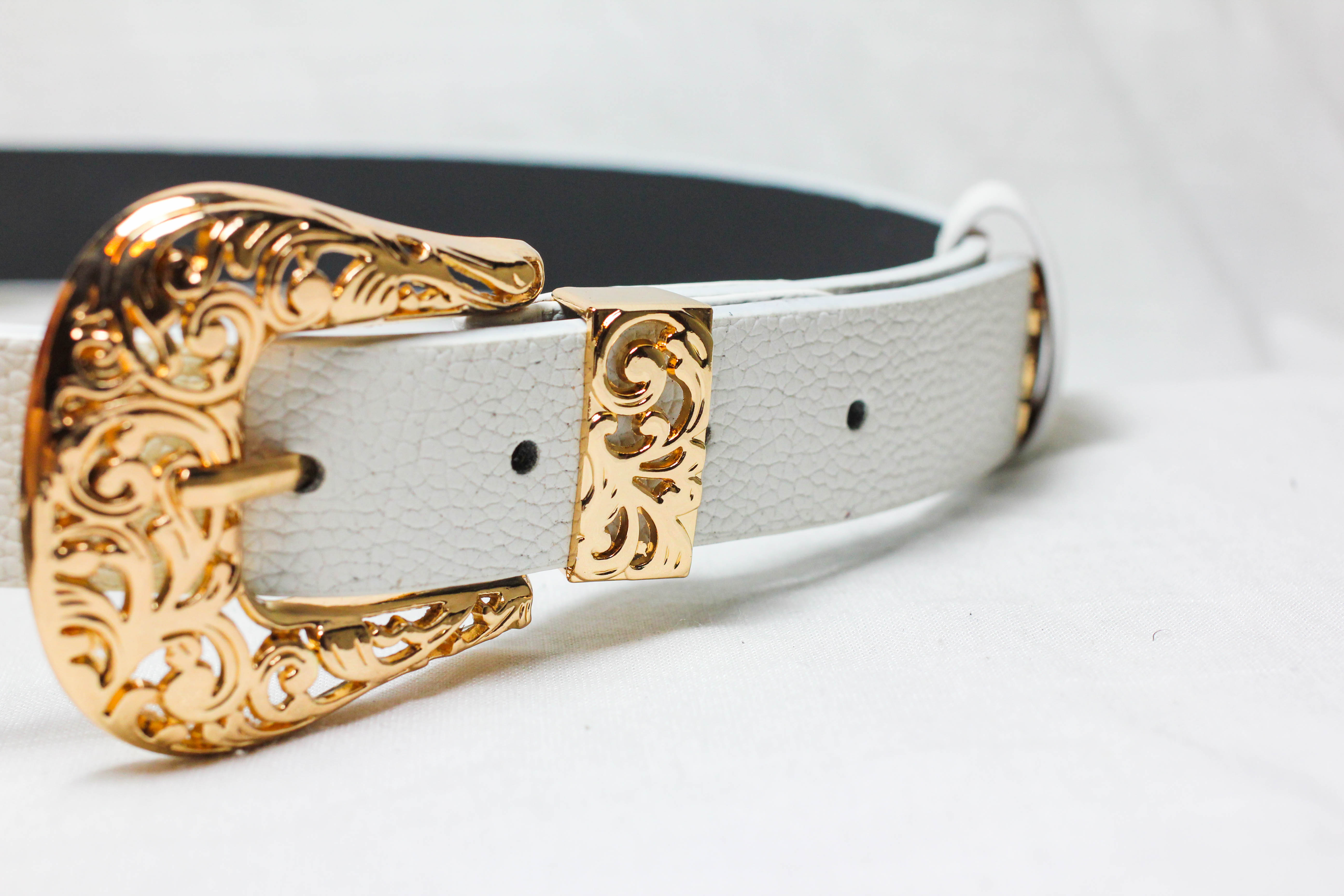 เข็มขัดสองหัวสายขาว หัววินเทจสีทองสวย
