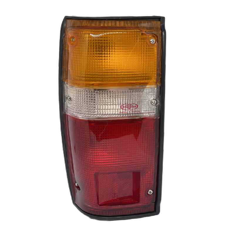 ไฟท้าย TOYOTA LN50/LN56/LN65(ฮีโร่) พร้อมขั้ว+หลอด ปี1984-1989 (งานO.E.M ตราเพชรเกรดห้าง) -ราคาต่อดวง-