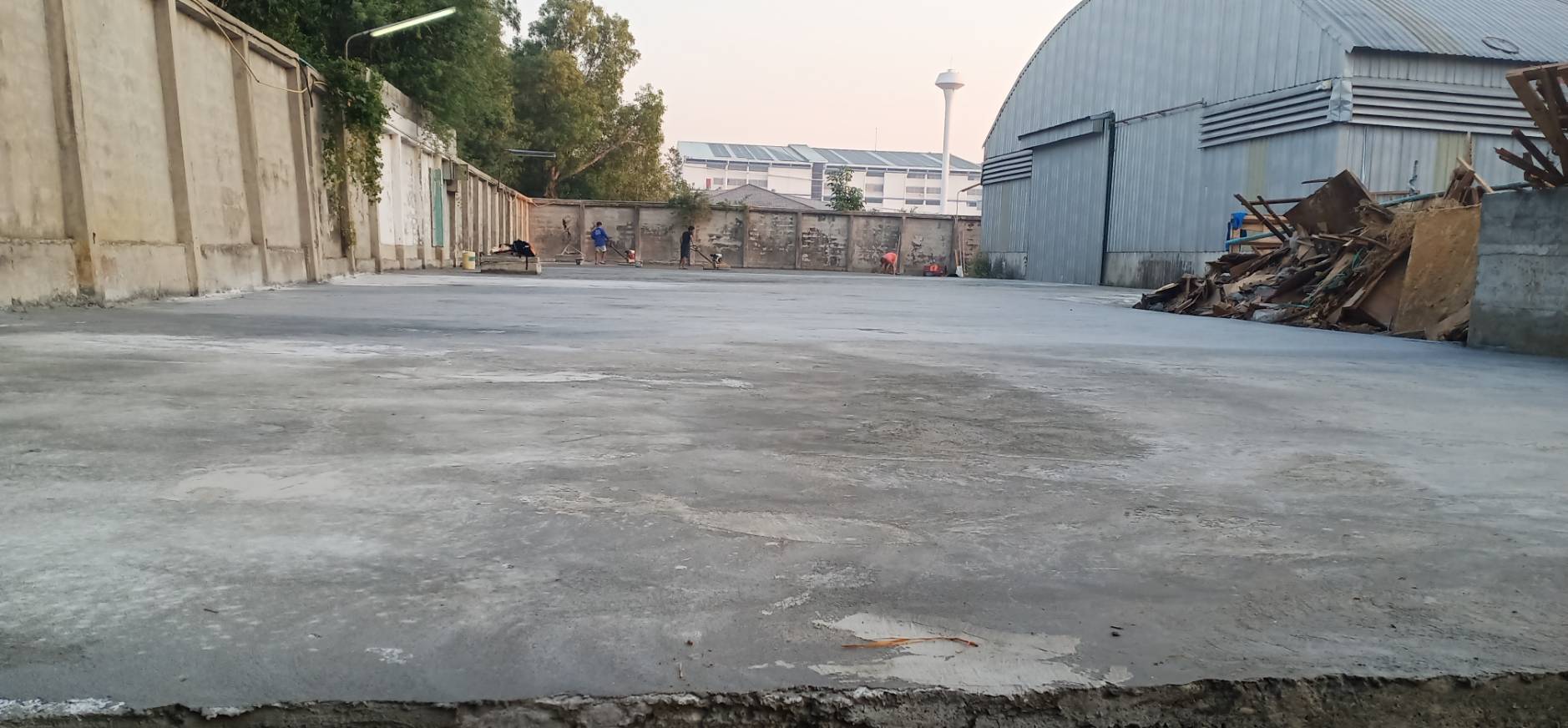 หน้างานบางเสาธง 660 ตรม.