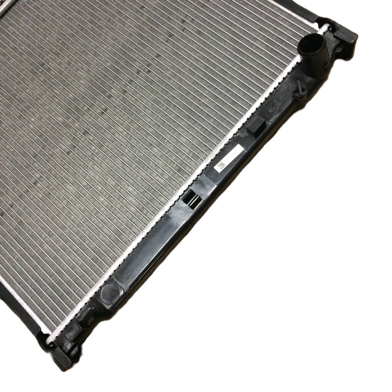 หม้อน้ำ ISUZU D-MAX(ดีแม็ก) เครื่อง2.5-3.0cc หนาพิเศษ 26มิล ปี2002-2011 เกียรกระปุก (O.E.M ประกัน 6เดือน) (DMX02-PA26)