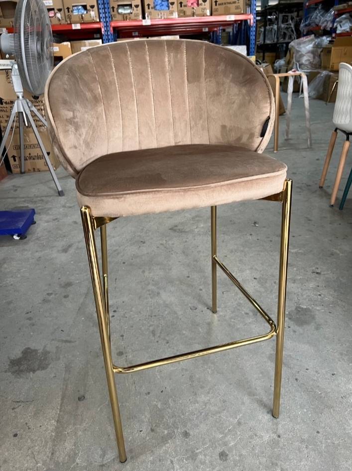 เก้าอี้บาร์ ทรงสูง ขาเหล็กชุบสีทอง เบาะกำมะหยี่ เฟอร์นิเจอร์แต่งบ้าน YL210 - YL212
