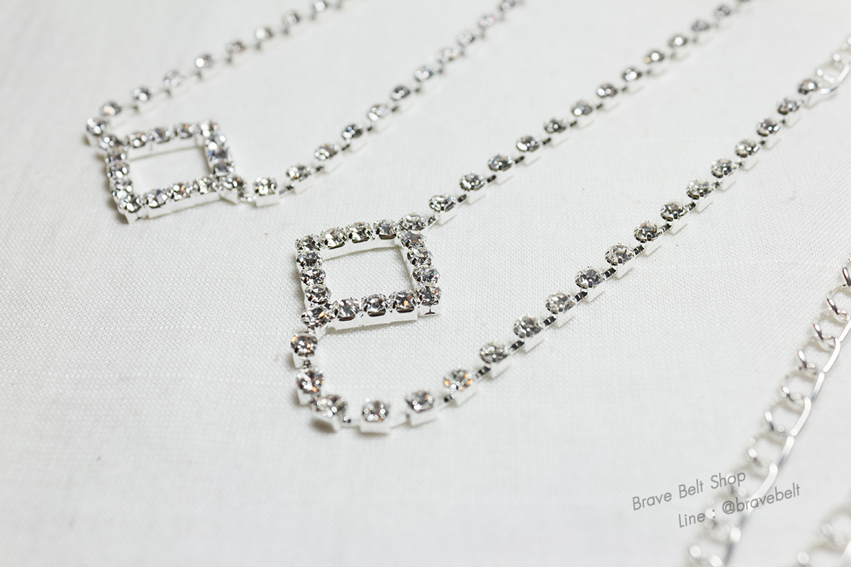 เข็มขัดสายสร้อยสวย โซ่คล้องเอวยาว เพชรสี่เหลี่ยม