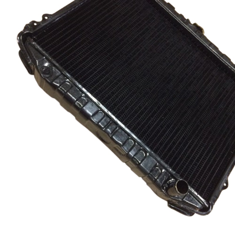 หม้อน้ำ ISUZU KBZ(เคบีแซด) เครื่อง 2.2cc เท่านั้น ปี1981-1989 เกียรกระปุก (เหล็กทองแดงทั้งใบ) (O.E.M ประกัน 6เดือน)