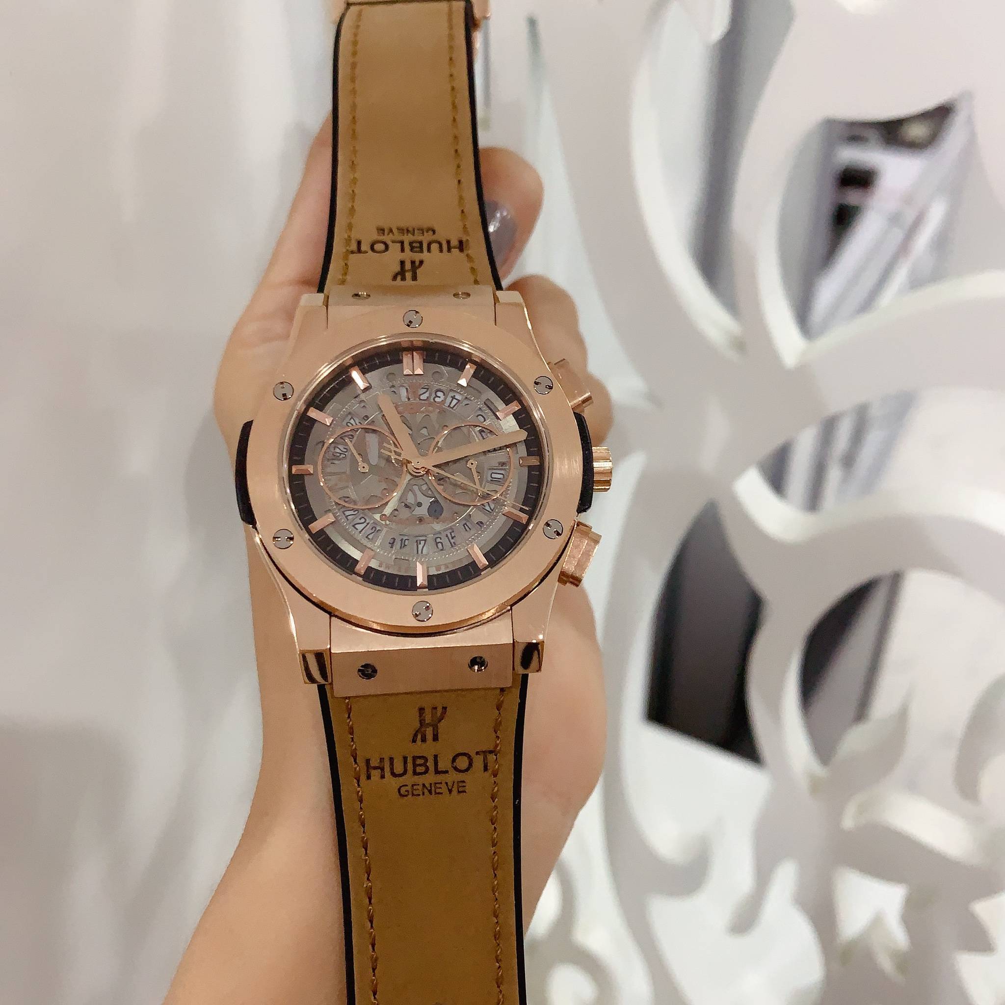 นาฬิกา Hublot Classic Fusion Mirror Swiss Pink