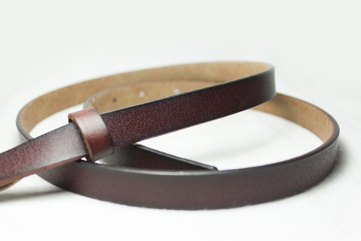 เข็มขัดผู้หญิงเส้นเล็ก หนังแท้สวยๆ กว้าง 1.5 ซม หัวหมุด