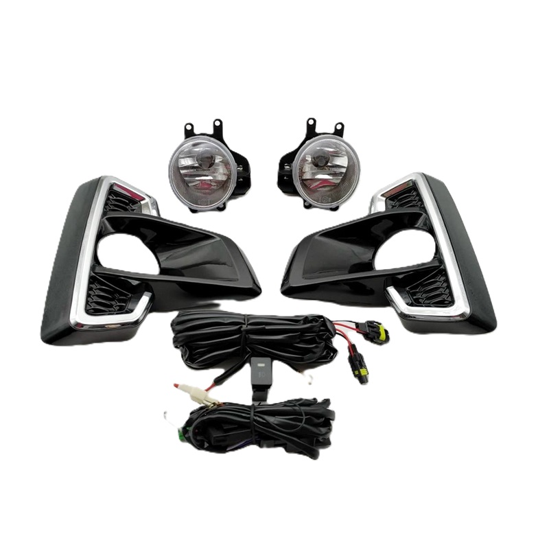 ไฟตัดหมอก/ไฟสปอร์ตไลท์ TOYOTA REVO(รีโว่) ฝาครอบชุบโครเมียม โฉมปี2018-2020 (ครบชุด) (รับประกัน 6เดือน) (TY789E)