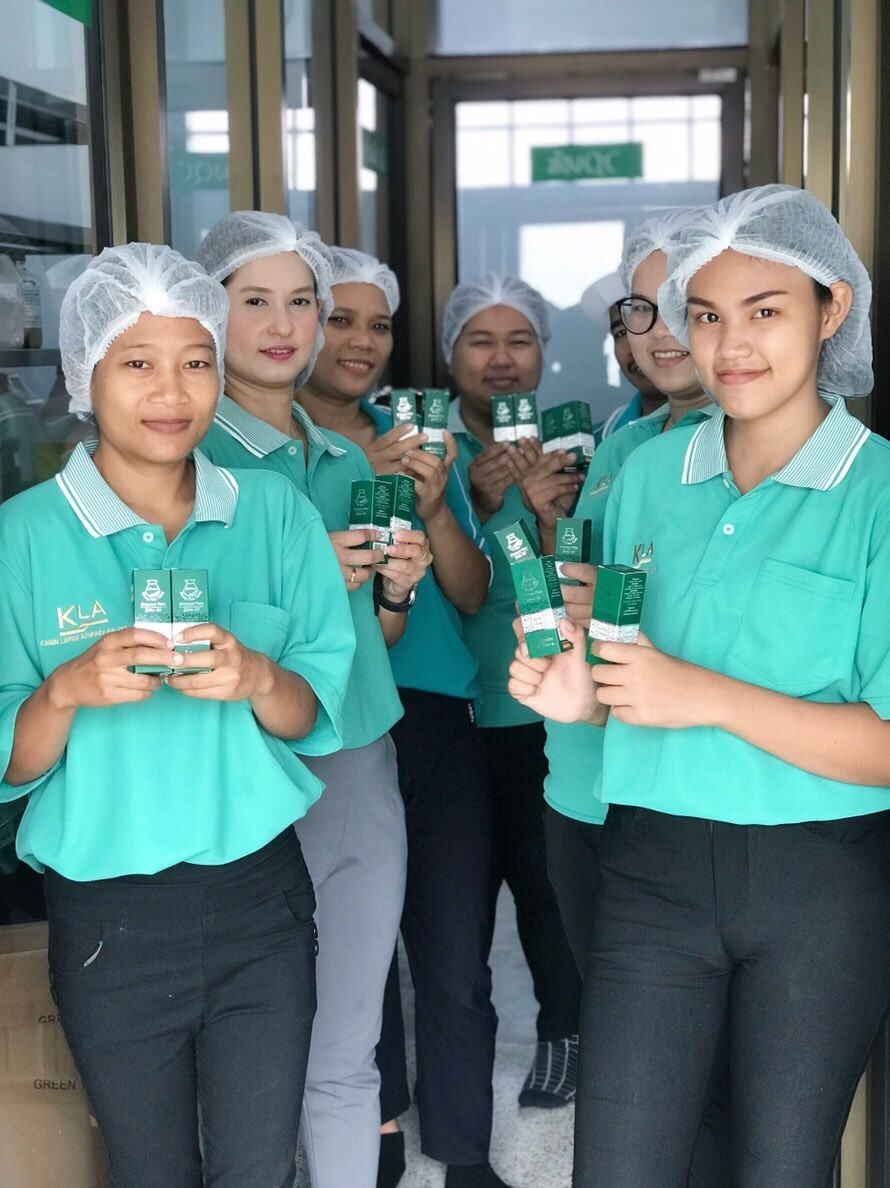 3 ขวด น้ำมันนวดขวดลูกกลิ้ง รู้สึกต่างเพียงแค่ 5 นาที