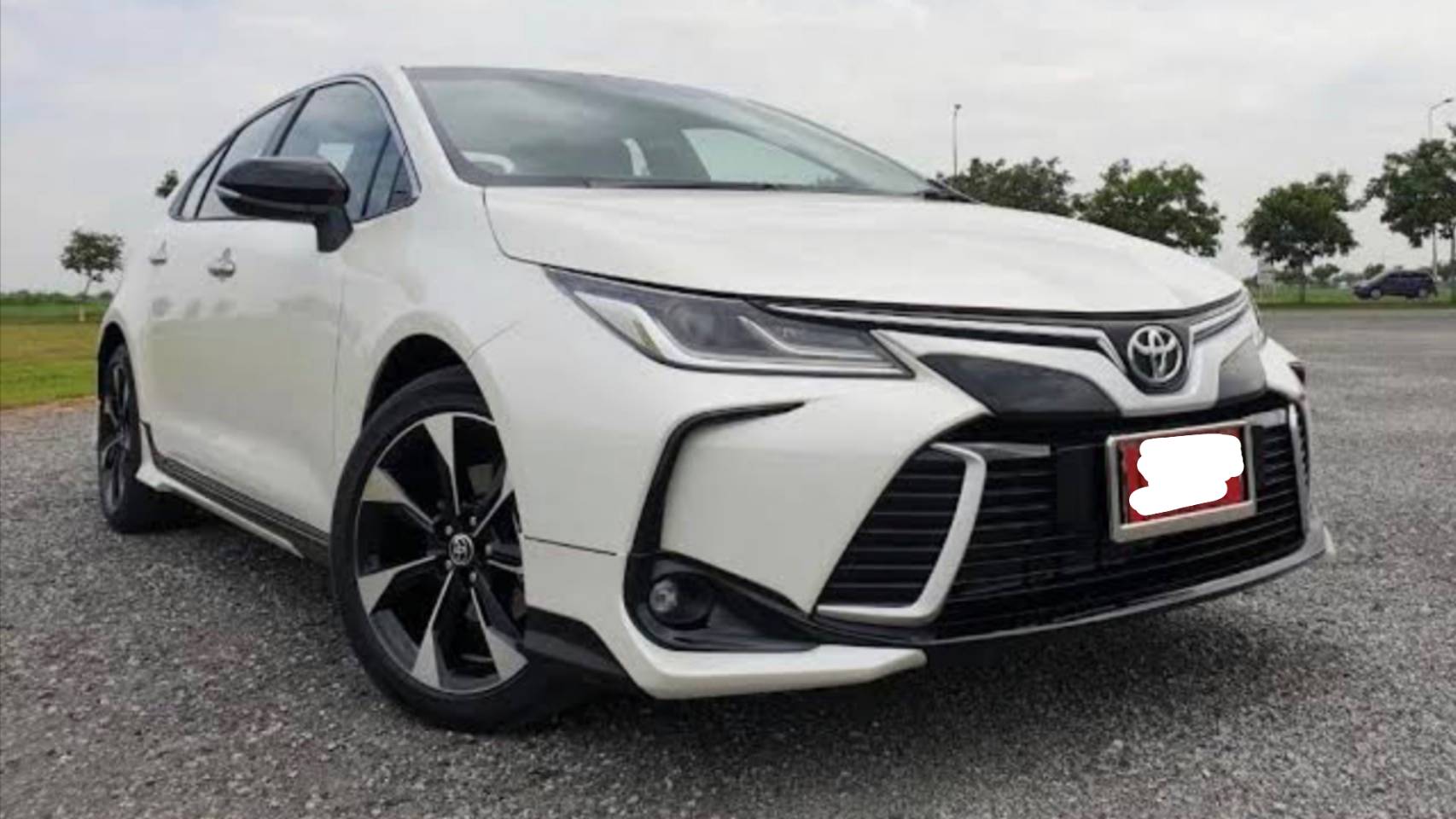ไฟตัดหมอก ไฟสปอร์ตไลท์ TOYOTA ALTIS 2019 2020 2021 2022 ฝาครอบดำเงา / โตโยต้า อัลติส (รับประกันสินค้า 3 เดือน)
