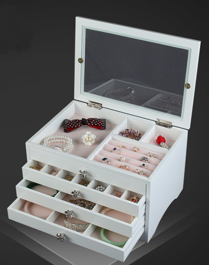Accessories Box กล่องใส่เครื่องประดับไม้สีขาวสไตล์ Vintage