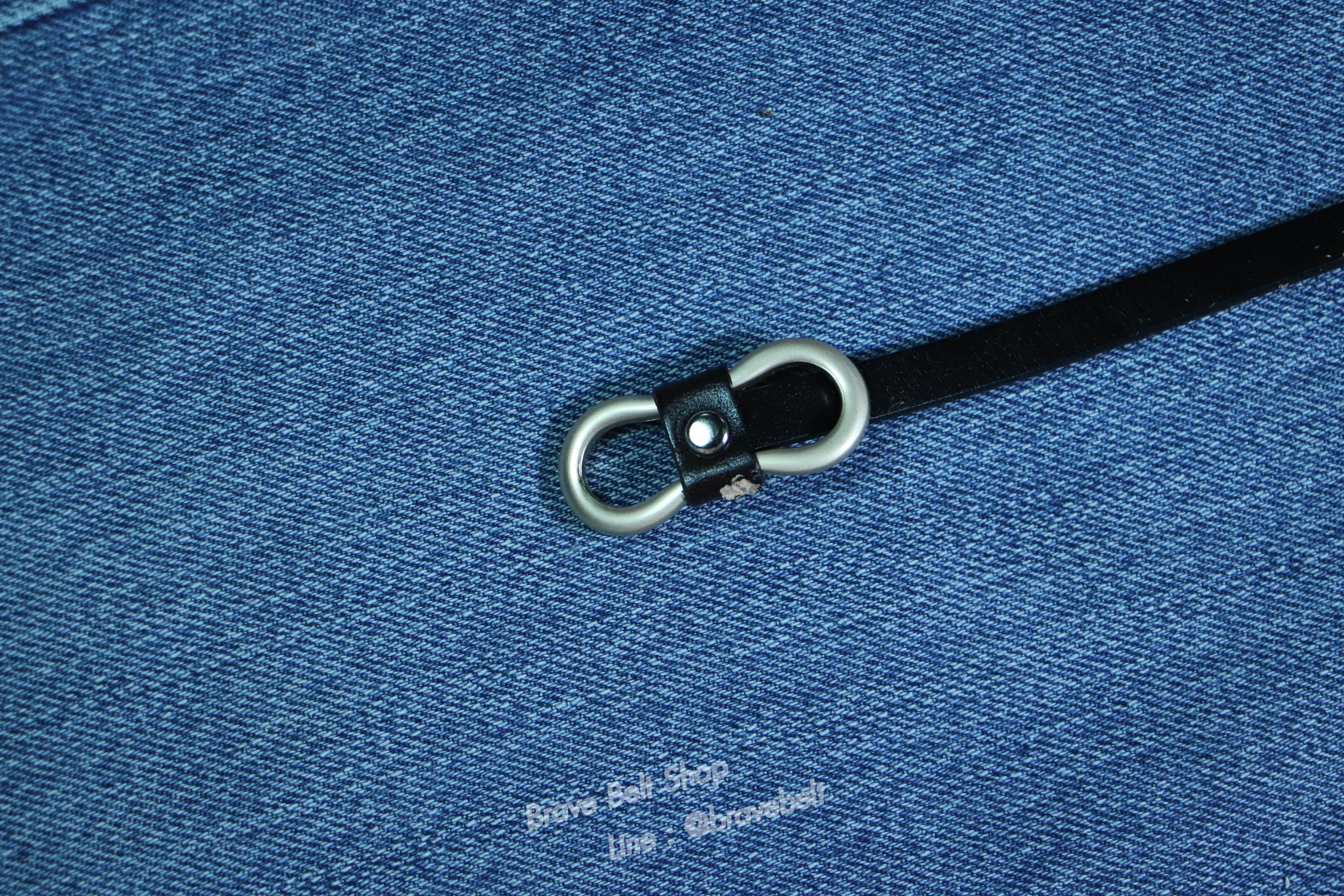 เข็มขัดเส้นเล็กผู้หญิงสีดำ หนังแท้ 1.2 ซม