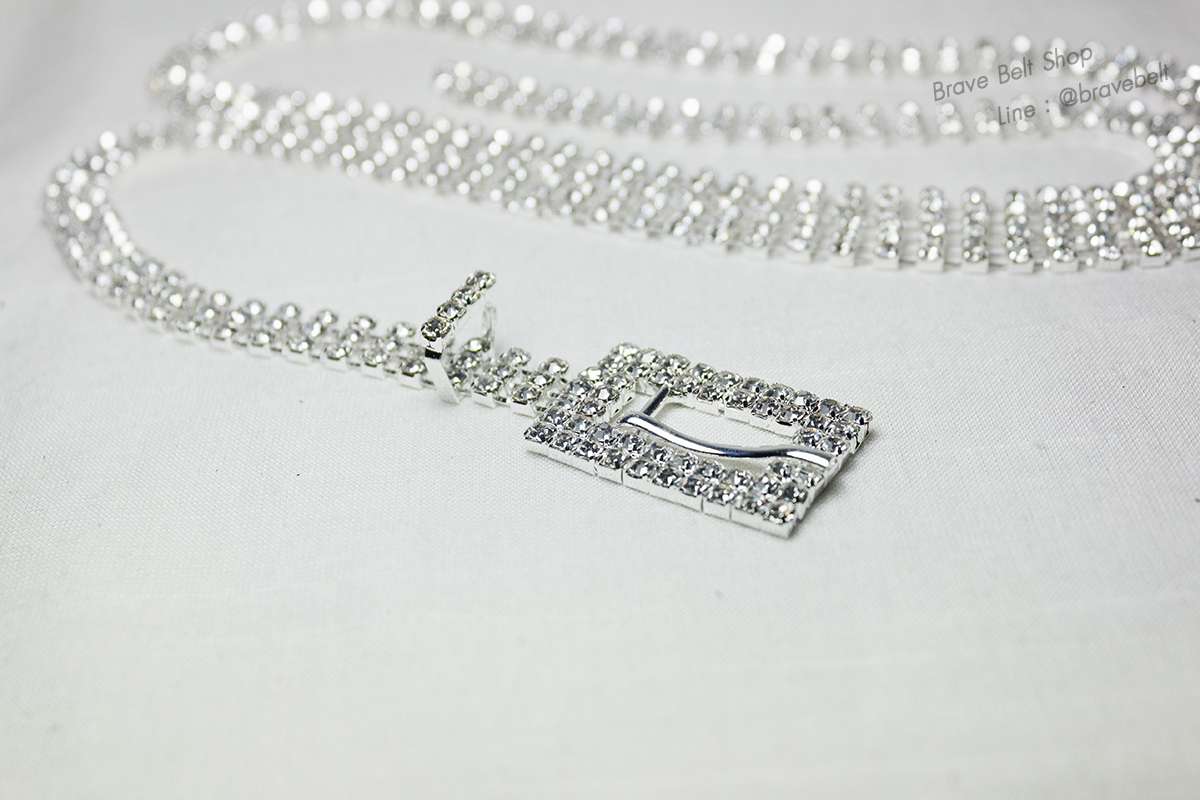 เข็มขัดเพชรสวย เป็นเข็มขัดเพชรทั้งเส้น
