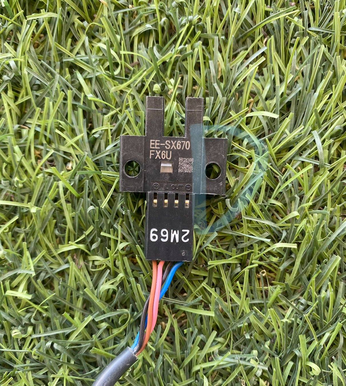 Omron EE-SX670 (Secondhand)