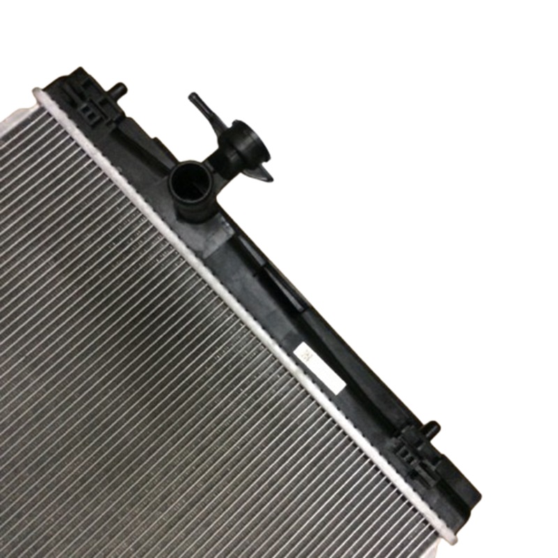 หม้อน้ำ TOYOTA YARIS ATIV(ยาริส เอทีฟ) ท่อล่างงอ ปี2017-2021 เกียรออโต้ (O.E.M ประกัน 6เดือน) (รหัส:YARIS14)